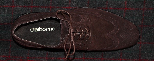 In Person: The jcp Claiborne Suede Wingtip Every so often suede shoes get an affordable option.<div class="addthis_toolbox addthis_default_style addthis_32x32_style" addthis:url='http://dappered.com/2013/02/in-person-the-jcp-claiborne-suede-wingtip/' addthis:title='In Person: The jcp Claiborne Suede Wingtip ' ><a class="addthis_button_facebook"></a><a class="addthis_button_twitter"></a><a class="addthis_button_email"></a><a class="addthis_button_pinterest_share"></a><a class="addthis_button_compact"></a><a class="addthis_counter addthis_bubble_style"></a></div>