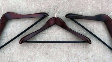 12 Days of Dappered #7 – Good Hangers or a Valet Stand
