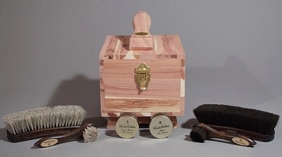 Brooks Brothers Cedar Shoe Valet + Shine Kit | 12 Days of Dappered on Dappered.com