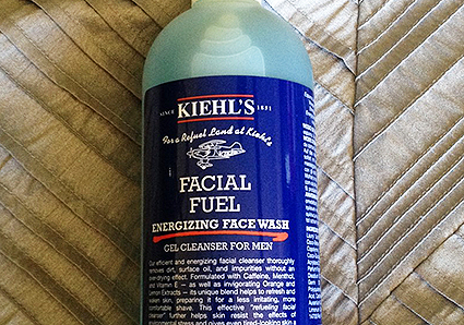 Kiehl's - Facial Fuel Energizing Face Wash | The Medicine Cabinet: Reviewing Three Men's Face Washes on Dappered
