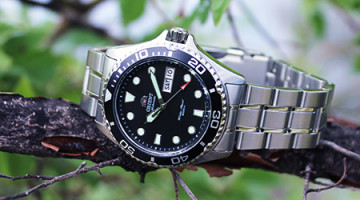 In Review: The Orient Ray II Automatic Dive Watch