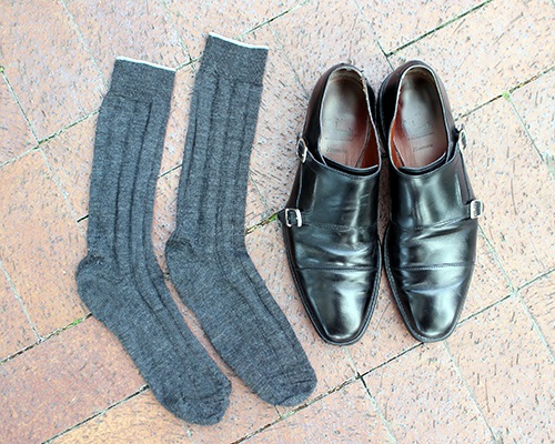 The Only 5 Types of Socks a well dressed Man Needs | Dappered.com