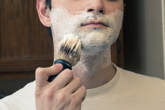How to shave with a Double Edged Safety Razor, and why you should make the switch| Dappered.com