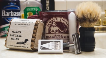 How to shave with a Double Edged Safety Razor, and why you should make the switch