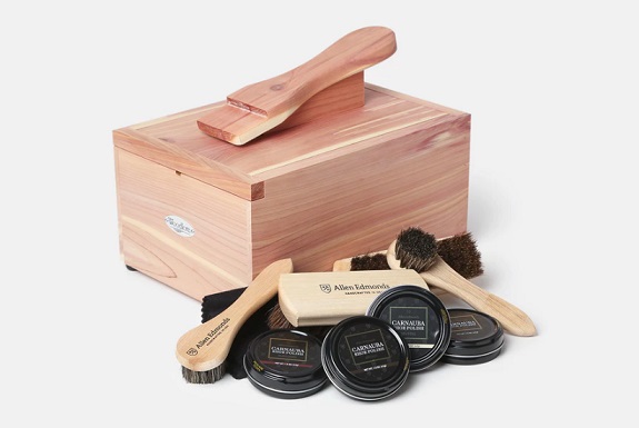 Massdrop: Woodlore Cedar Shoe Valet Starter Kit II