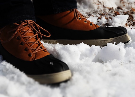 In Review: The Huckberry Duck Boot | Dappered.com