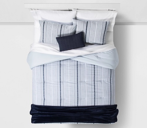 Room Essentials™ Line Work Stripe Bed in a Bag Blue