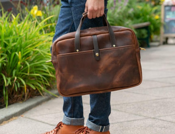 Gustin's new Deluxe Briefcase