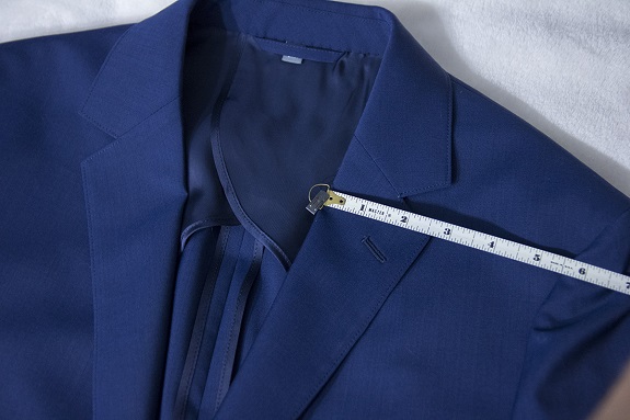 In Review: Jetsetter Stretch Italian Wool Blazer in Bright Navy | Dappered.com