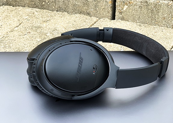 Bose QuietComfort 35 Wireless Over-Ear Headphones