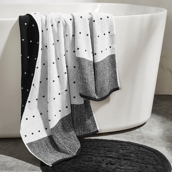 DKNY Triangle Stripe Towel Set
