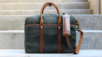 In Review: The Satchel & Page Waxed Canvas Aviator Briefcase
