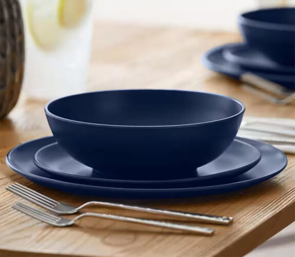Taryn Melamine Dinnerware Set in Matte Midnight Blue