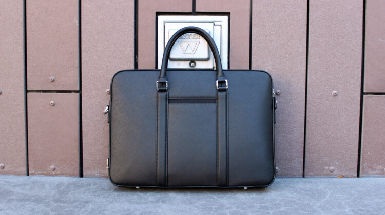 In Review: The Maverick & Co Manhattan Deluxe Leather Briefcase