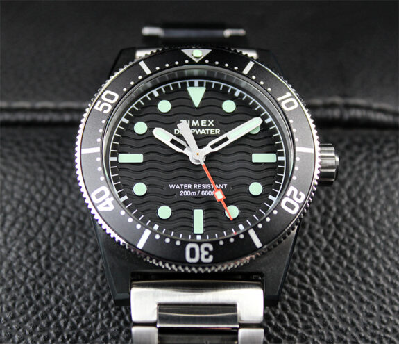 The Timex Deepwater Reef 200 41mm Quartz Watch