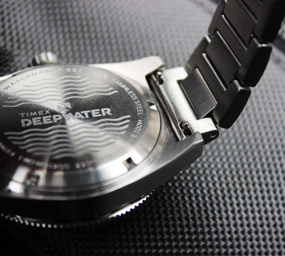 The Timex Deepwater Reef 200 41mm Quartz Watch